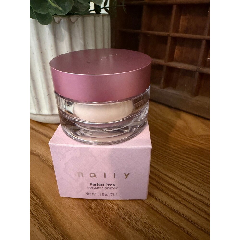 Mally Perfect Prep Poreless Primer  1.0 oz New With Box
